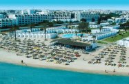 4* Thalassa Sousse Resort & Aqua Park Тунис - чадър и шезлонг на плажа, басейн