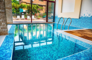 Къща за гости Хит Хаус до Пазарджик - вътрешен басейн  + SPA със солна стая