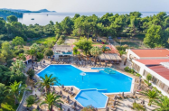 4* Хотел Poseidon Sea Resort Халкидики - с дете до 14 г. + шезлонг на плажа