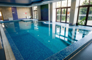 4* Хотел Родопски дом Чепеларе - закрит басейн + джакузи, SPA зона