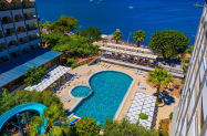Хотел Golmar Beach Мармарис - шезлонг на плажа + басейн, до морето