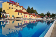 3* Хотел Зорница Казанлък - открит и закрит мин. басейн, SPA