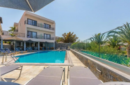Anna Maria Village Крит - външен басейн + на 300 м от морето