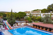 3* Pigale Beach Resort Кушадасъ - чадър на плажа, с дете + анимация