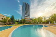 3* Хотел Каменец Несебър - за сезон 2027 + 3 басейна, All Incl.