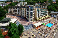 4* Хотел Роял Гранд Каварна - НГ с дете + гала вечеря, DJ и SPA