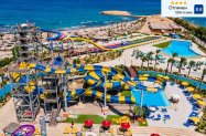 4* Blend Club Aqua Resort Хургада - басейн, чадър и шезлонг на плажа