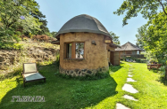 4* Хотел Валентина Касъл до Огняново - в еко къщичка + мин. басейни, SPA
