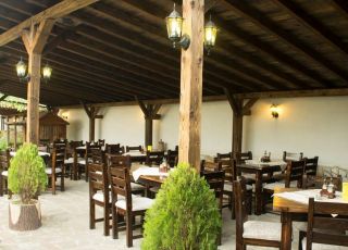 Бонжур в Панагюрище, отзиви, снимки и локация - Почивка.бг