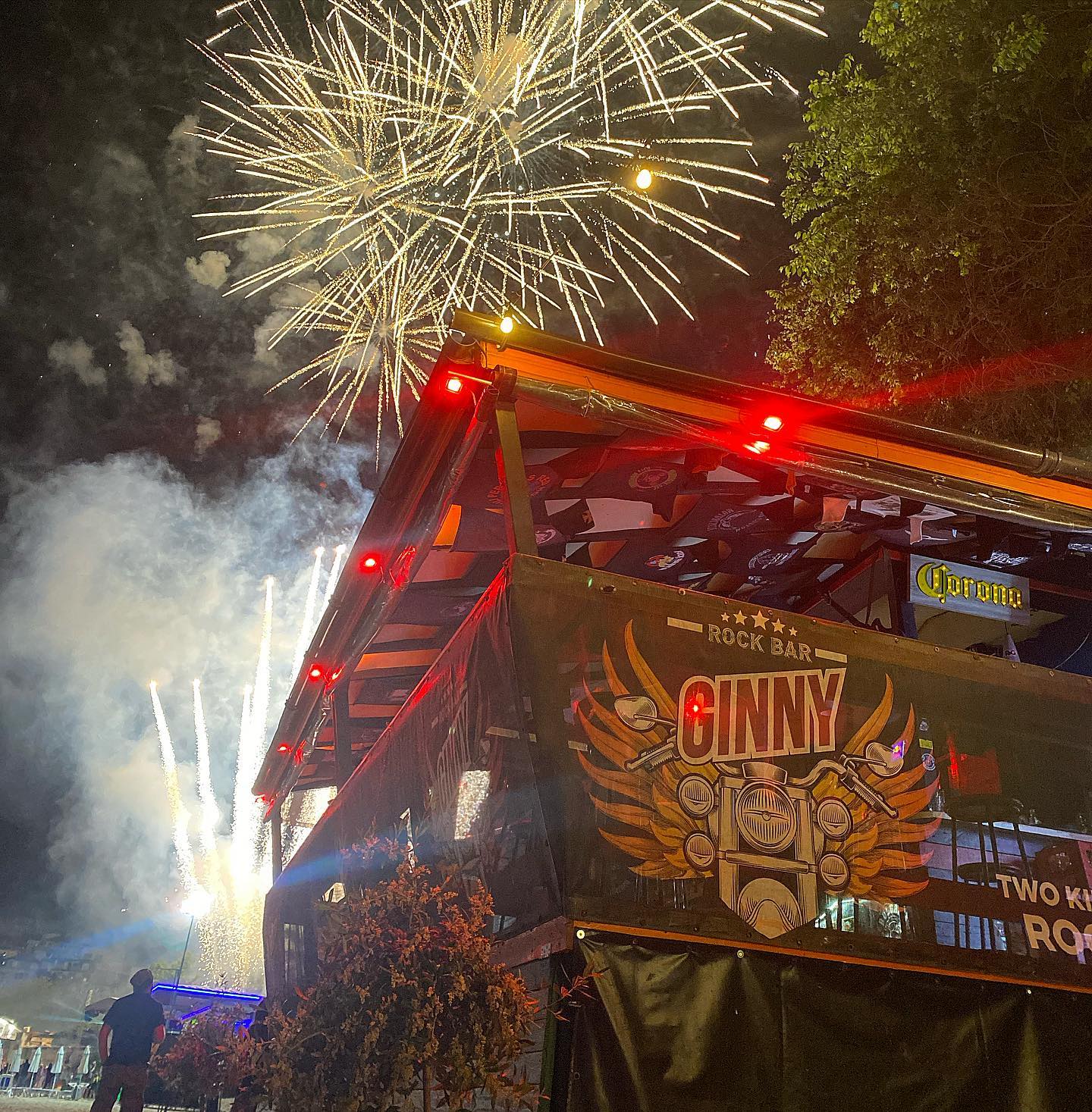 Ginny rock bar, Созопол