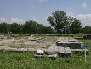 Велики Преслав (археологически резерват и музей)