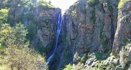 Устински водопад