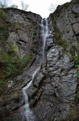 Устински водопад