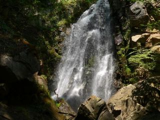 Водопад Скока