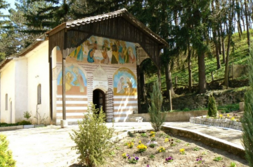 Изворски манастир Успение Богородично