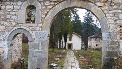 Искрецки манастир Успение Богородично