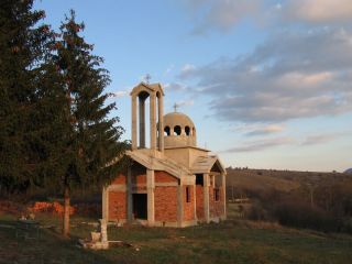 Църква в местността Песковица - с. Несла