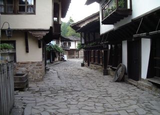 Етъра, информация, отзиви, карта и снимки - Почивка.бг