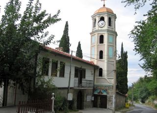 Църква Св. Богородица–Успение - Асеновград