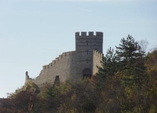 Трапезица (крепост), информация, отзиви, карта и снимки - Почивка.бг