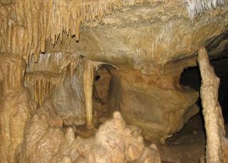 Пещера Приказна