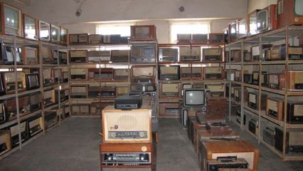 Музейна сбирка Радиоапарати и Минерали