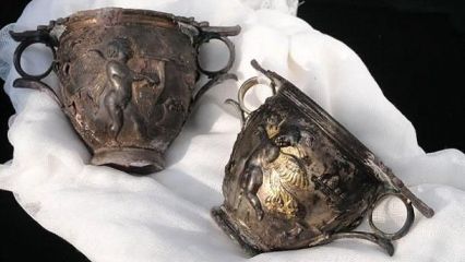Артефакти от погребение на тракийски аристократ