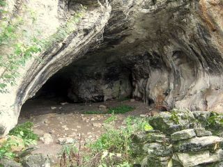 Самуилица (пещерно селище)