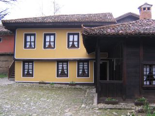 Къща на братя Каравелови