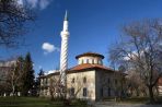 Байракли джамия