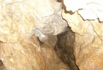 Пещера Брежанка