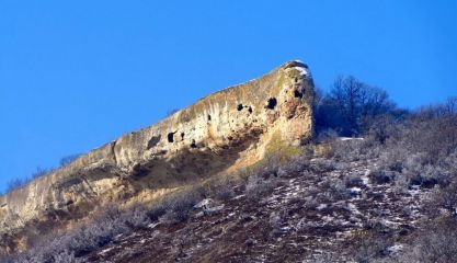 Скален манастир Чукара