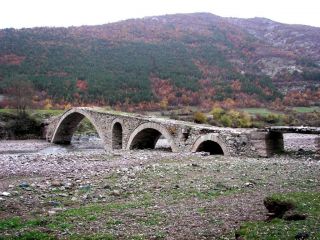Средновековен мост - р. Боровица