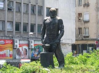 Паметник на Рачо Ковача