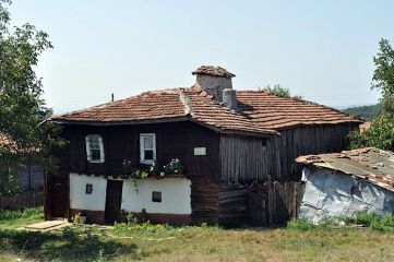 Село Бръшлян (архитектурен резерват)