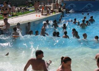 Аквапарк Уотърленд - Казанлък, информация, отзиви, карта и снимки ...