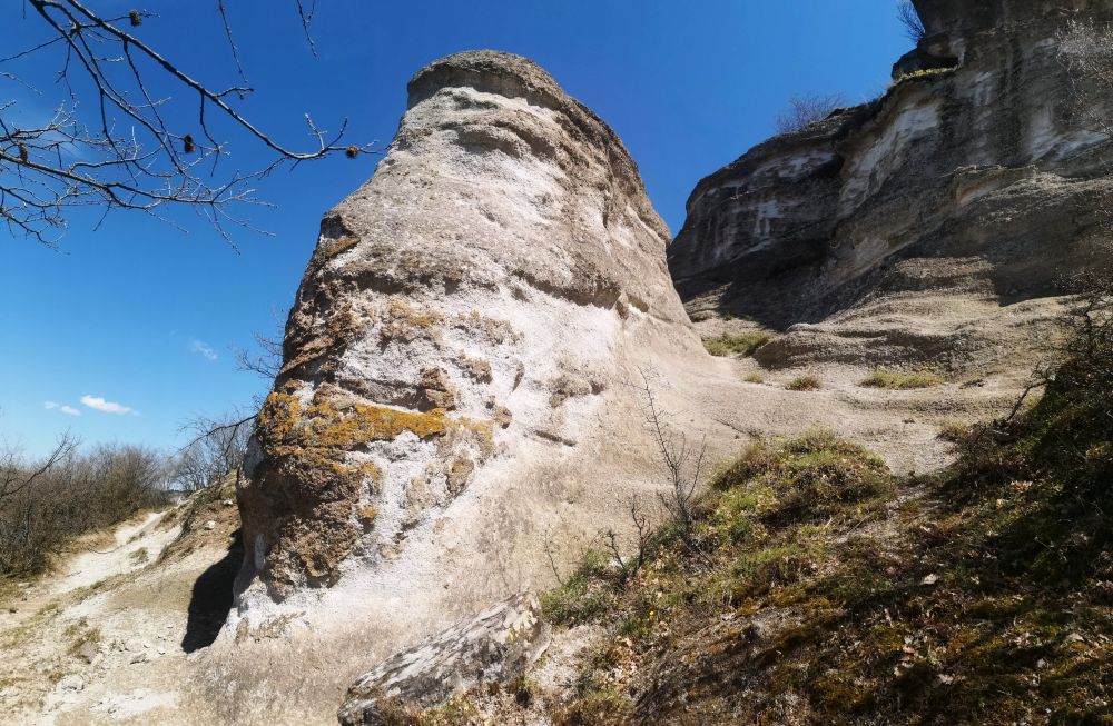 Чит кая - с. Лисиците (светилищен комплекс)