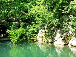 Екопътека Пещери и извори на река Младежка