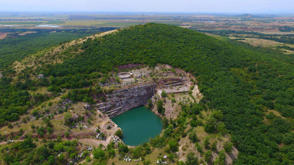 Мраморно езеро, информация, отзиви, карта и снимки - Почивка.бг