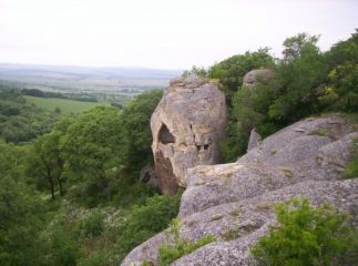 Рояшки скален манастир