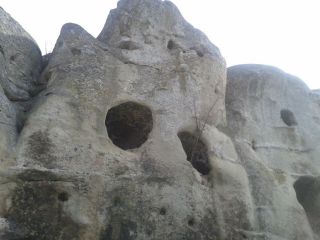 Рояшки скален манастир