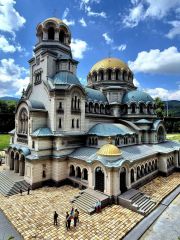 България Ленд, Правец